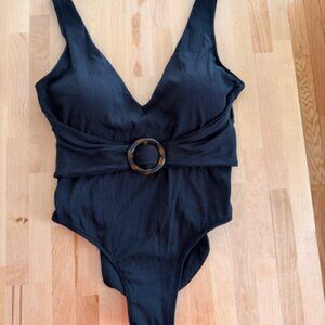 Summersalt Ribbed Belted Backflip V Neck One Piece Swimsuit black size 12 o ring